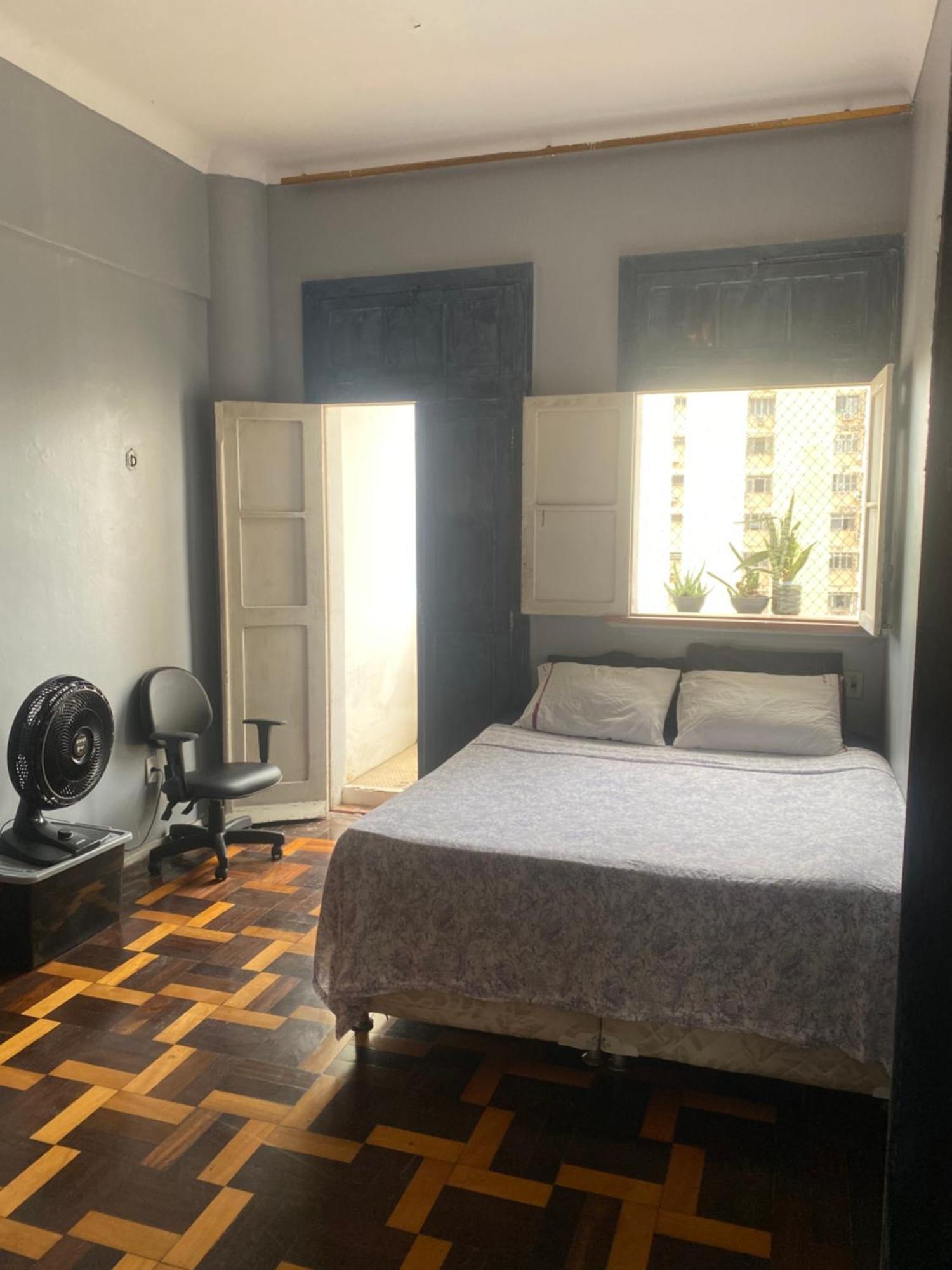 民宿 Quartos Confortaveis Em Prox Pc Da Republica *